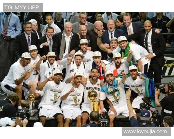 马刺主帅波波维奇力挺球队新秀，称其是未来之星